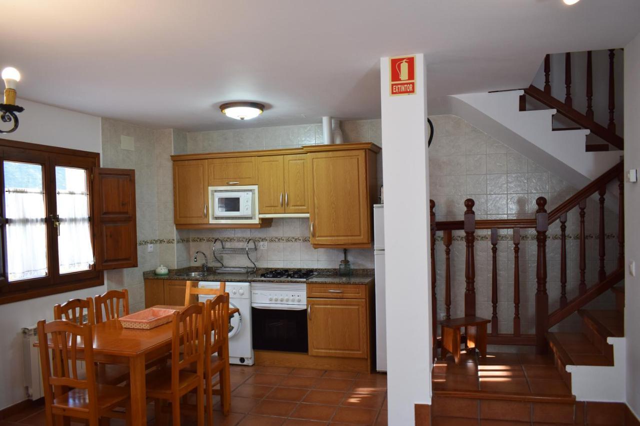 Apartamentos Rurales La Taberna Matienzo Exteriör bild
